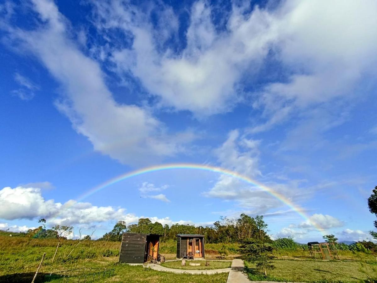Wawowow Hotel Tomohon Luaran gambar