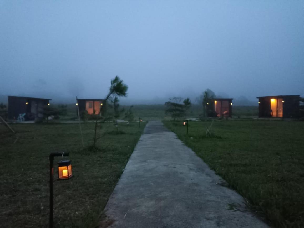 Wawowow Hotel Tomohon Luaran gambar