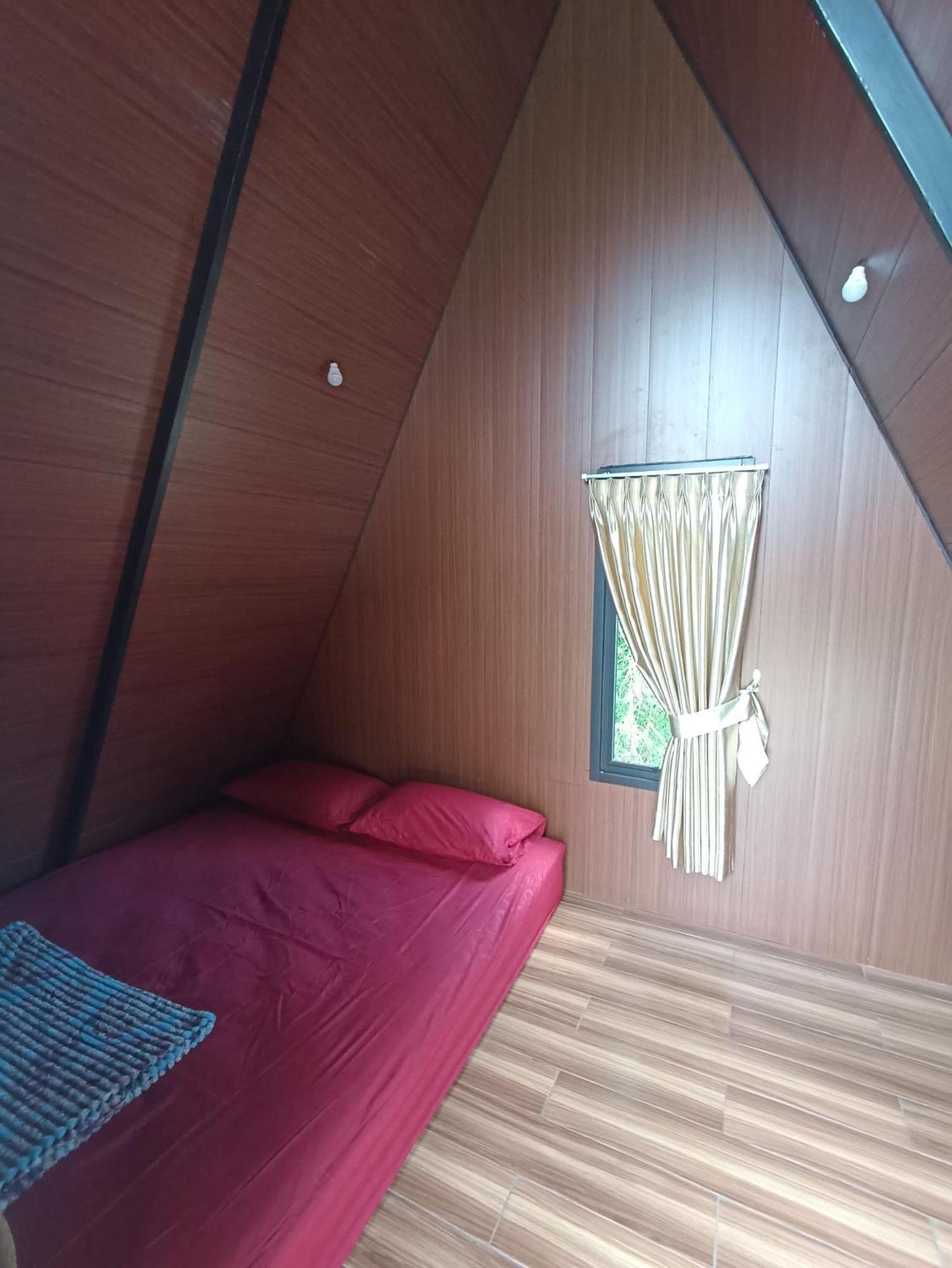 Wawowow Hotel Tomohon Luaran gambar