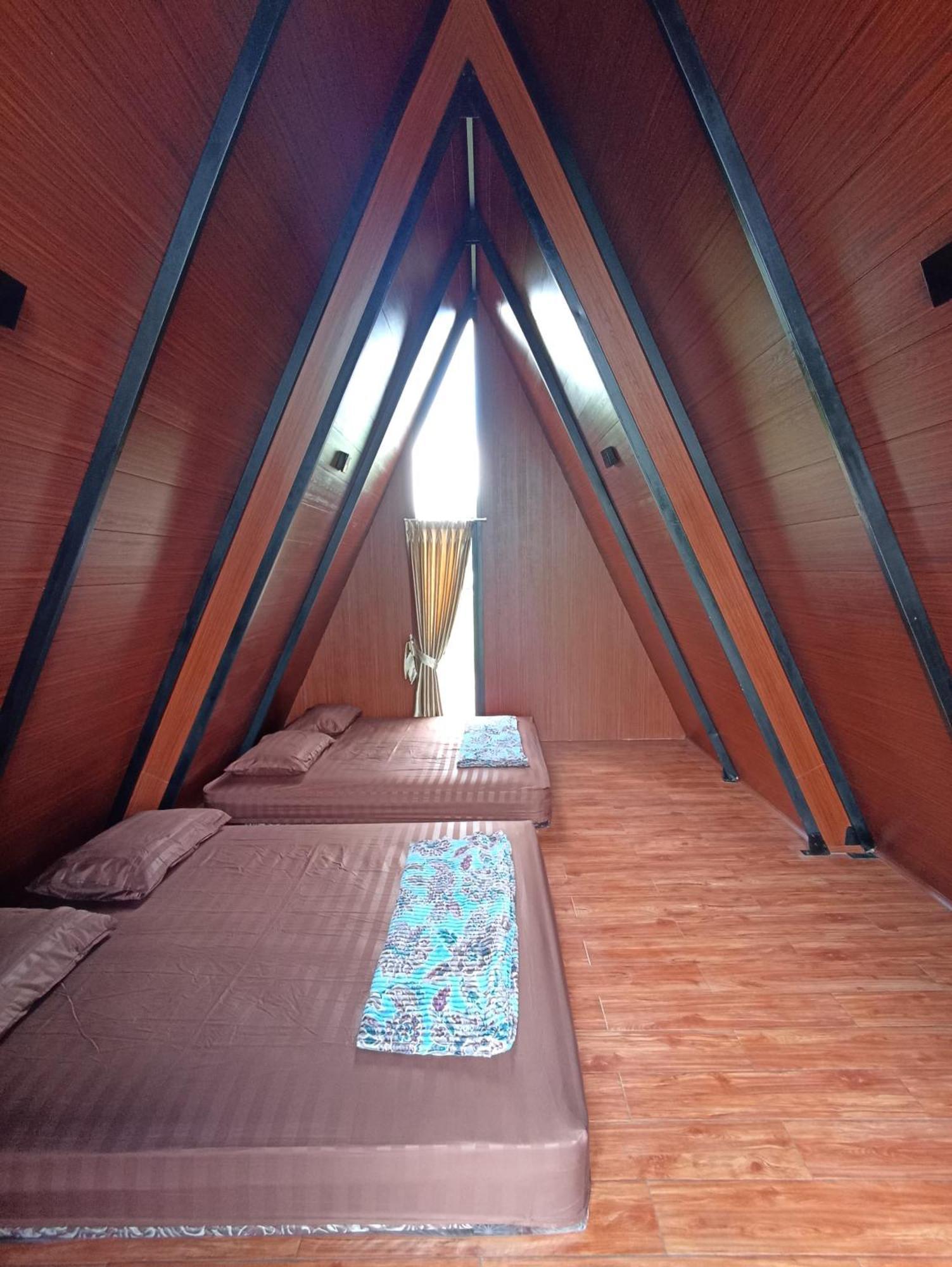 Wawowow Hotel Tomohon Luaran gambar